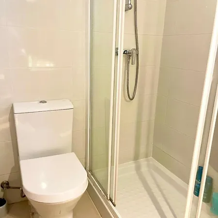 Lovely In The Location 10-12 Beds! * Marbella